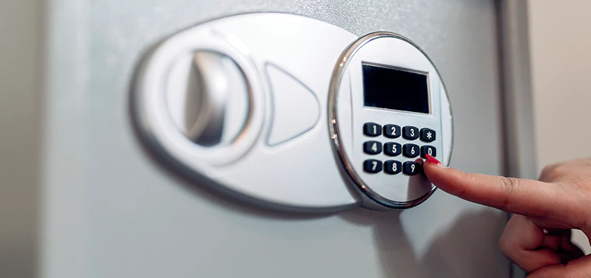 Jewelry Safe Cracking in South Whittier, California