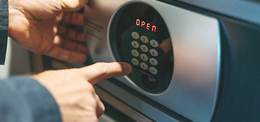 Cash Safe Openers in South Whittier, California